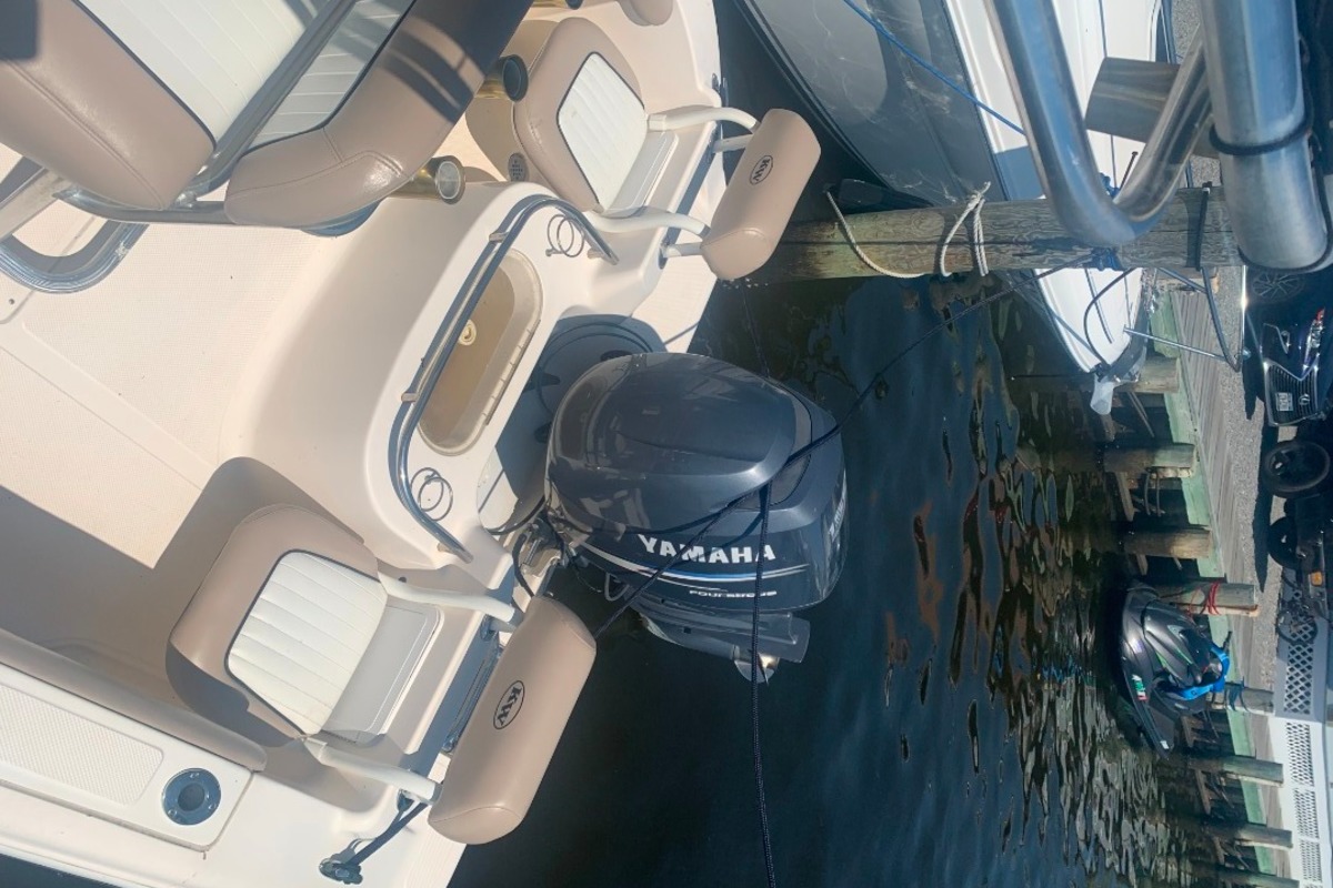 2008 Key West 211 Blue Water Center Console in Oakdale, NY